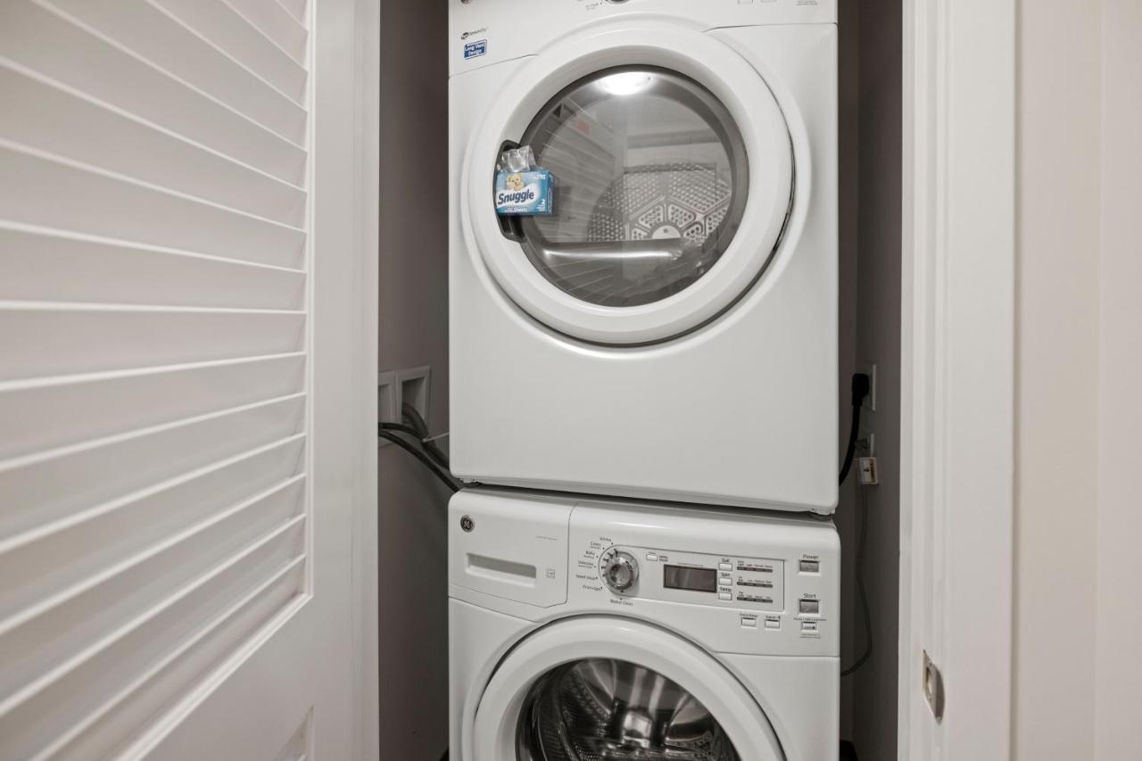 Placemakr Premier Sobro Нашвил Екстериор снимка A stackable washer and dryer