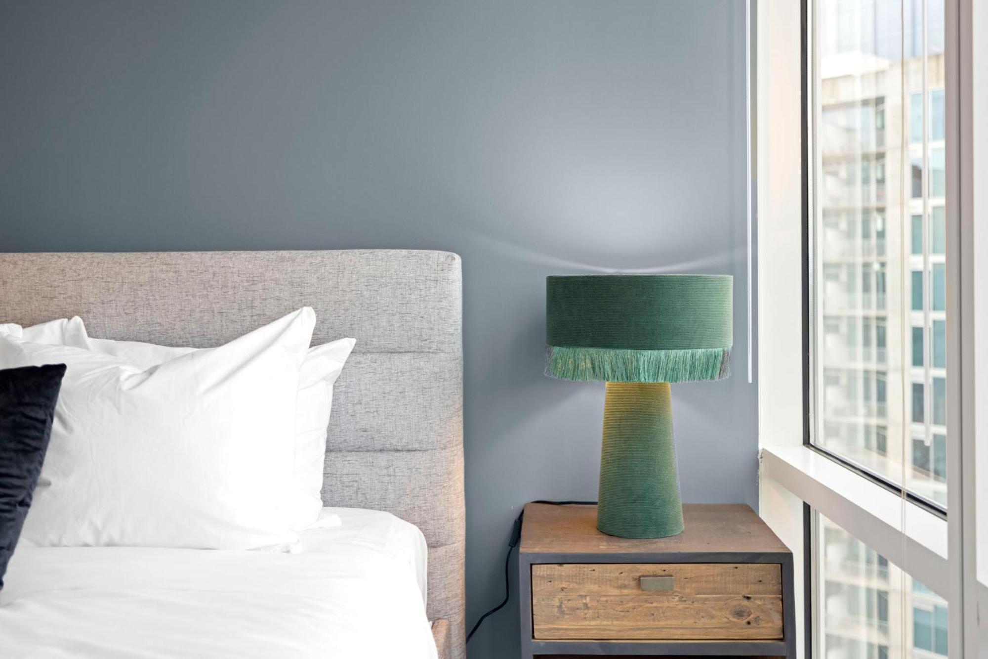 Placemakr Premier Sobro Нашвил Екстериор снимка A table lamp