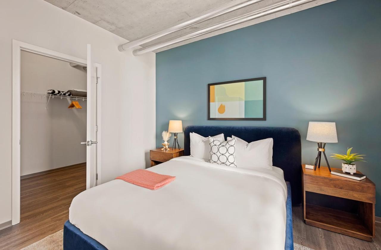 Placemakr Premier Sobro Нашвил Екстериор снимка A bedroom at the Hotel Valencia