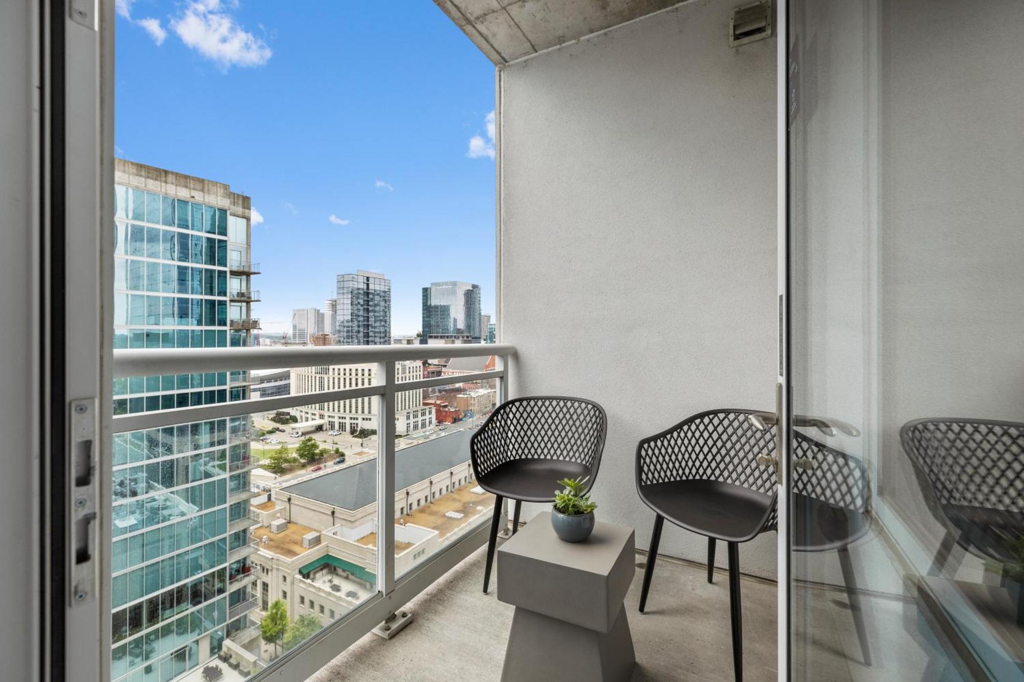 Placemakr Premier Sobro Нашвил Екстериор снимка Balcony